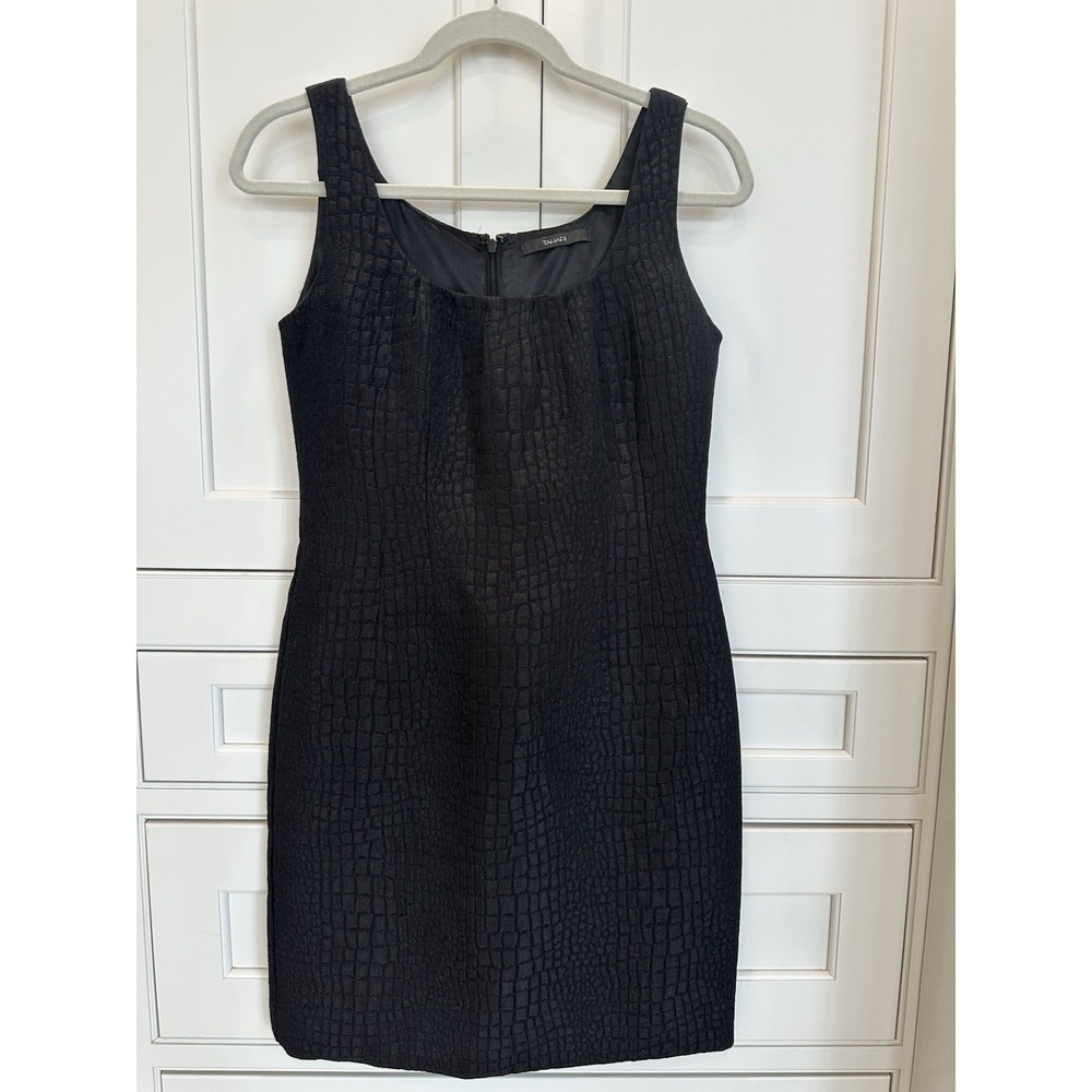 Tahari Little Black Dress Animal Snake Embossed Sheath Sleeveless S (est)‎
